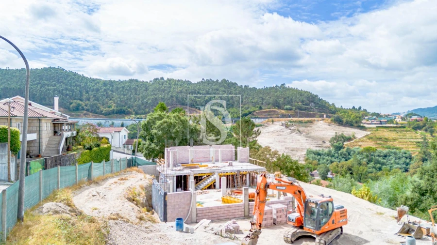 Moradia T3 para Venda em Amarante (São Gonçalo), Madalena, Cepelos e Gatão Foto 34