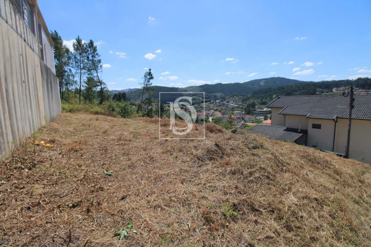 Terreno para Venda em Telões Foto 4