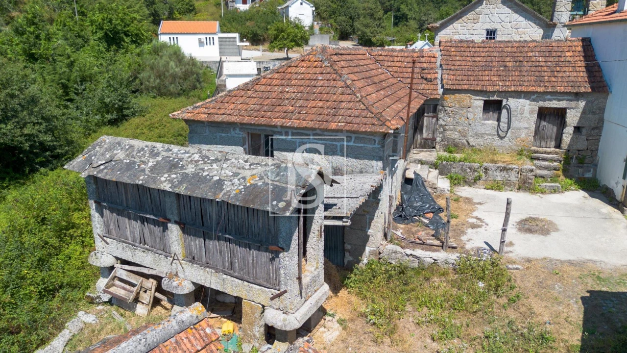 Moradia T3 para Venda em Amarante (São Gonçalo), Madalena, Cepelos e Gatão Foto 6