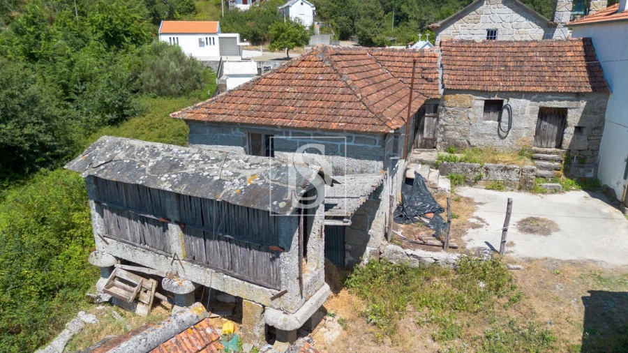 Moradia T3 para Venda em Amarante (São Gonçalo), Madalena, Cepelos e Gatão Foto 6