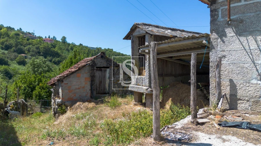 Moradia T3 para Venda em Amarante (São Gonçalo), Madalena, Cepelos e Gatão Foto 9