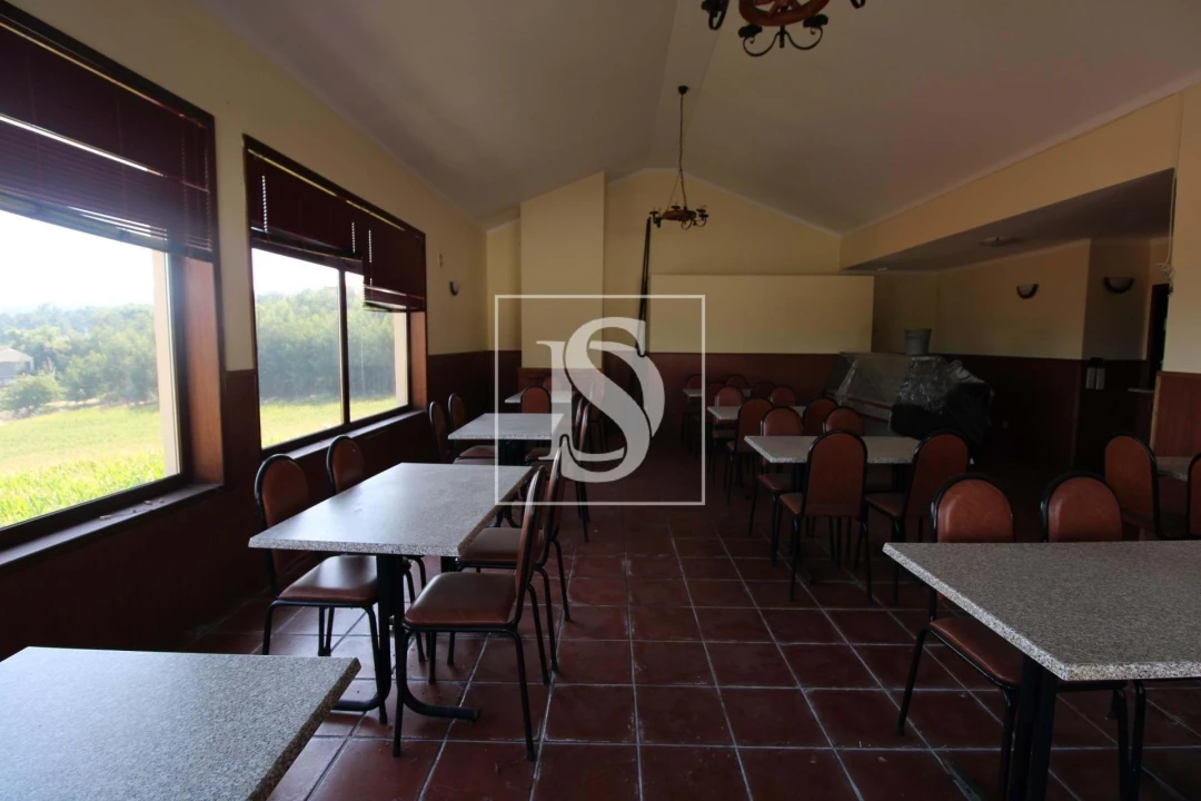 Negócio para Venda em Fregim Foto 5