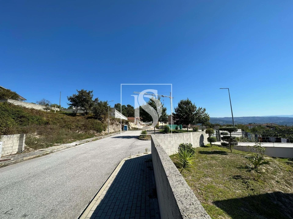 Terreno para Venda em Vila Caiz Foto 5