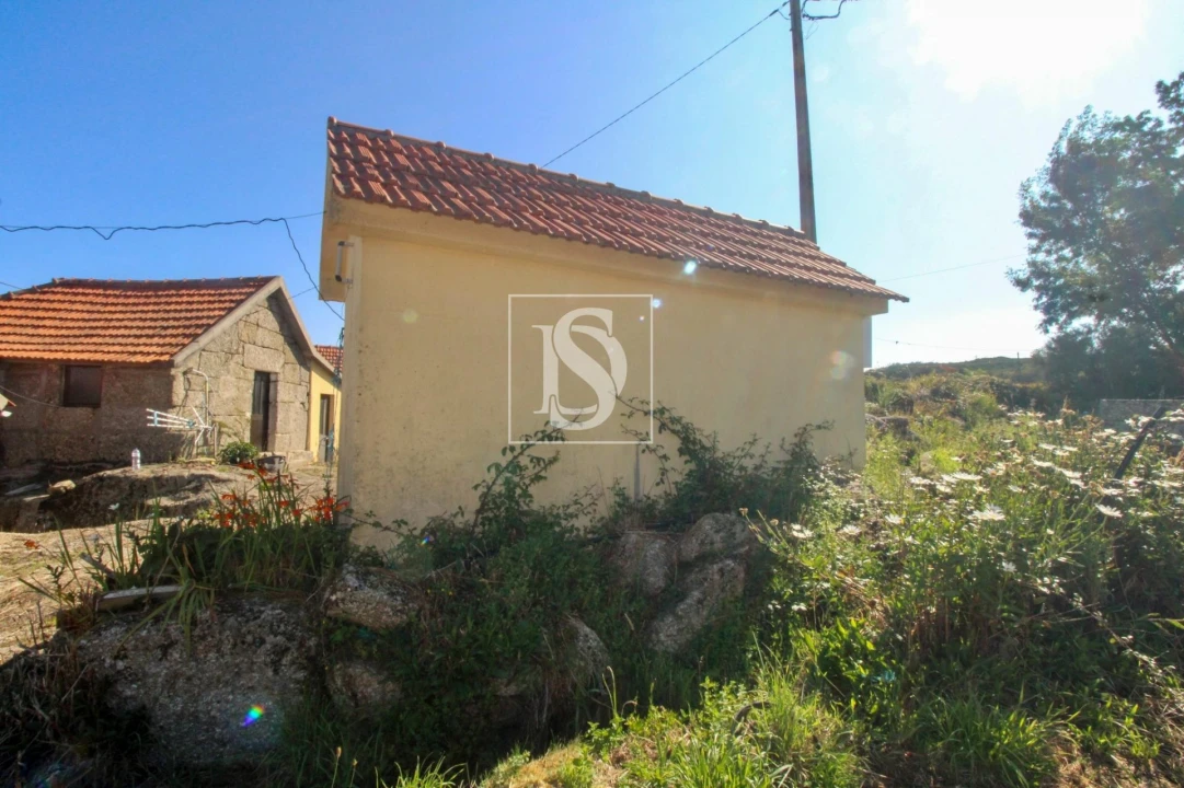 Moradia T1 para Venda em Espírito Santo, Nossa Senhora da Graça e São Simão Foto 30