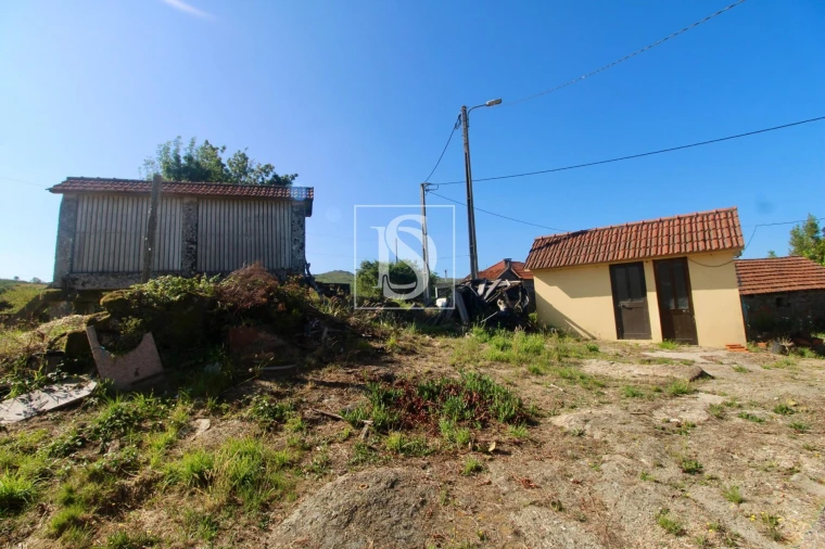 Moradia T1 para Venda em Espírito Santo, Nossa Senhora da Graça e São Simão Foto 11