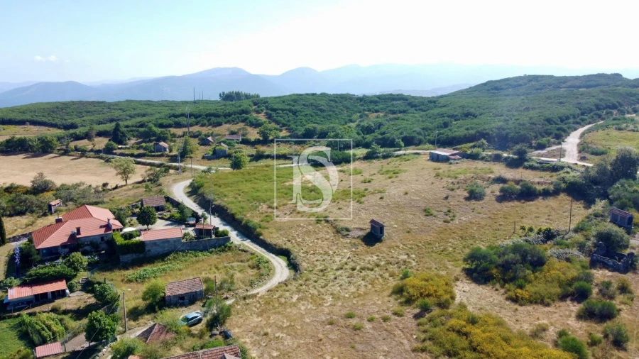 Moradia T1 para Venda em Espírito Santo, Nossa Senhora da Graça e São Simão Foto 43