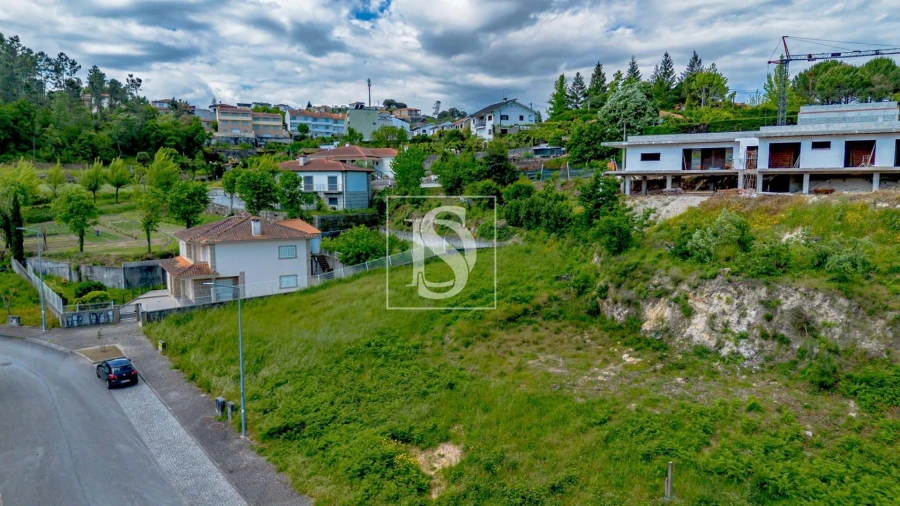 Terreno para Venda em Lomba Foto 13