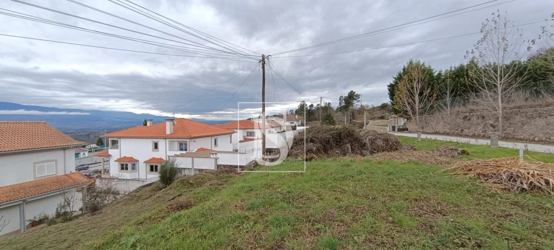 Terreno para Venda em Fornos de Algodres Foto 8