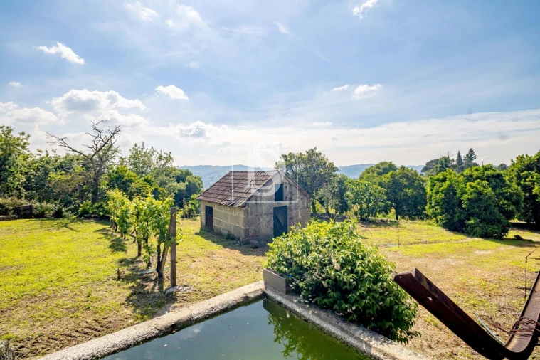 Moradia T3 para Venda em Lufrei Foto 4