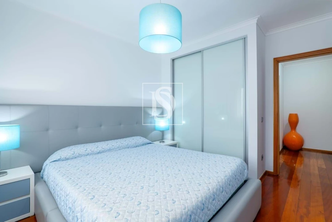 Apartamento T2 para Venda em Esmoriz Foto 17