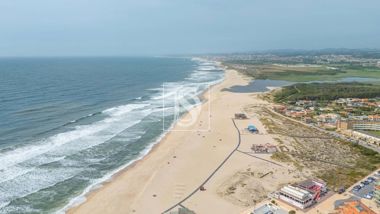 Apartamento T2 para Venda em Esmoriz Foto 33