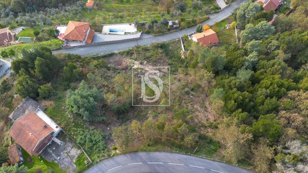 Terreno para Venda em Ansiães Foto 2