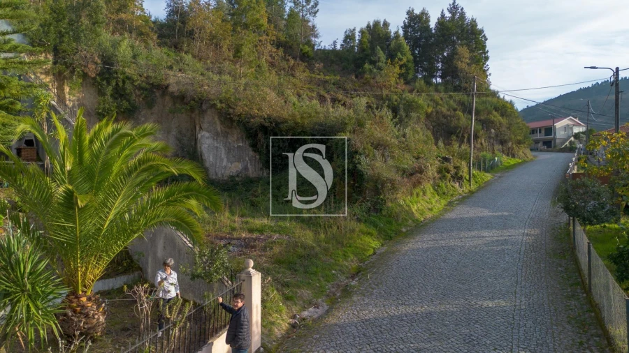 Terreno para Venda em Ansiães Foto 10
