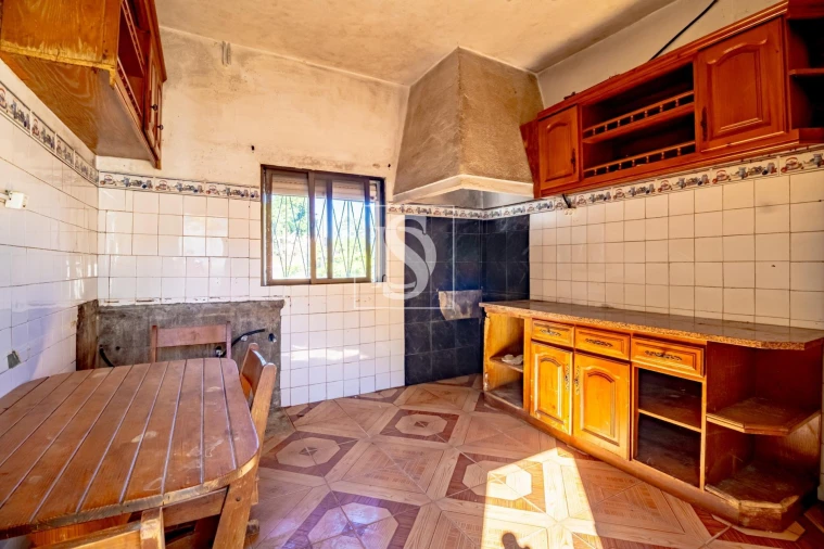 Moradia T2 para Venda em Fridão Foto 6