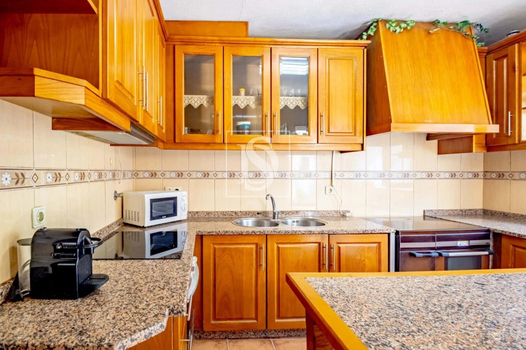 Moradia T2 para Venda em Olo e Canadelo Foto 19