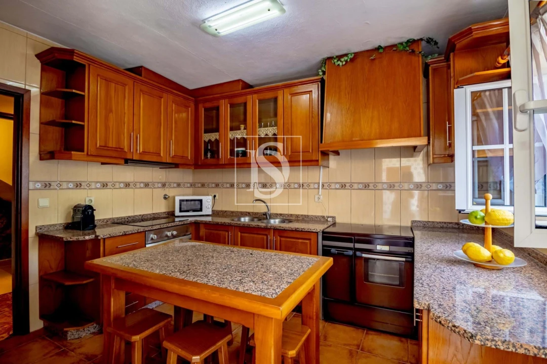 Moradia T2 para Venda em Olo e Canadelo Foto 5