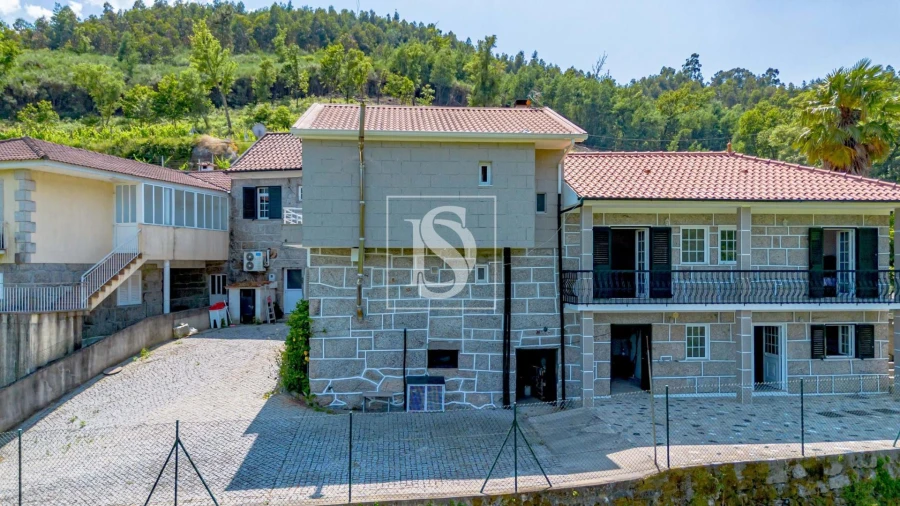 Moradia T2 para Venda em Olo e Canadelo Foto 13