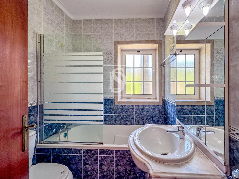 Moradia T2 para Venda em Olo e Canadelo Foto 4