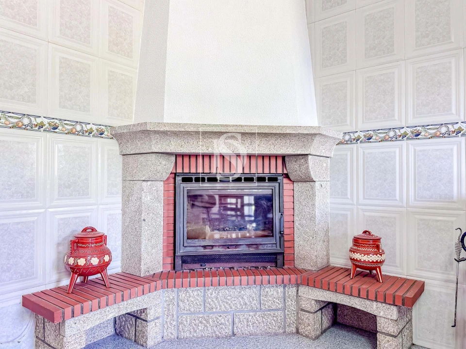 Moradia T2 para Venda em Olo e Canadelo Foto 25