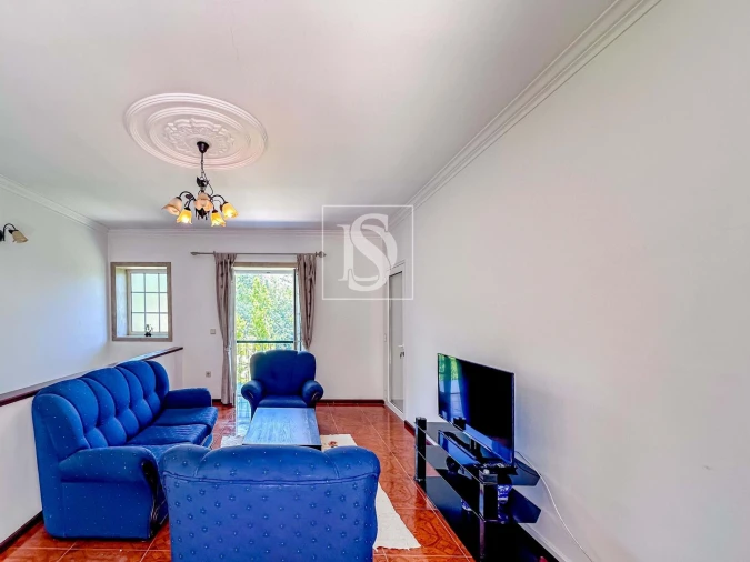 Moradia T2 para Venda em Olo e Canadelo Foto 9