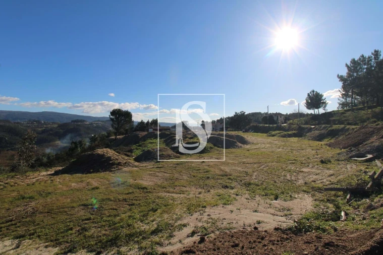 Terreno Agricola ou Rústico para Venda em Fregim Foto 4