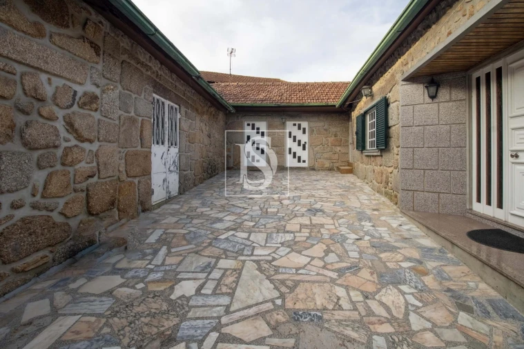 Moradia para Venda em Amoreira da Gândara, Paredes do Bairro e Ancas Foto 2