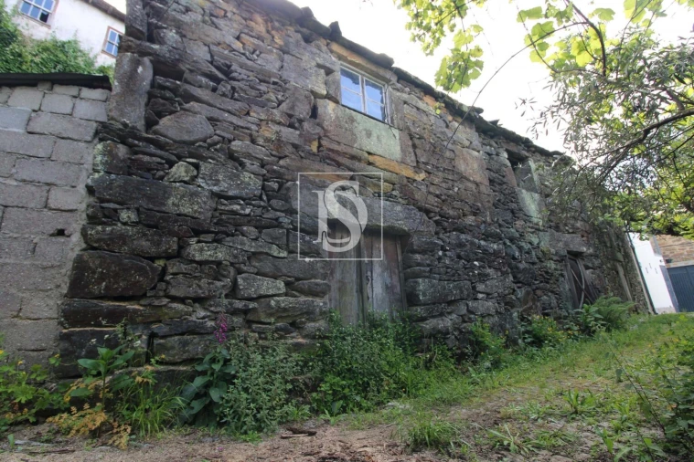 Moradia T2 para Venda em Rebordelo