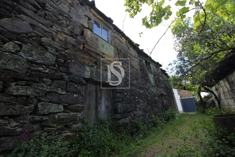 Moradia T2 para Venda em Rebordelo Foto 13