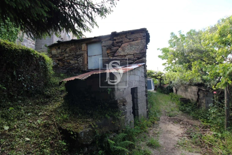 Moradia T2 para Venda em Rebordelo Foto 8