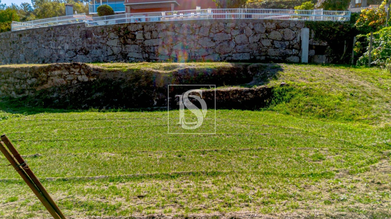 Terreno para Venda em Padronelo Foto 23