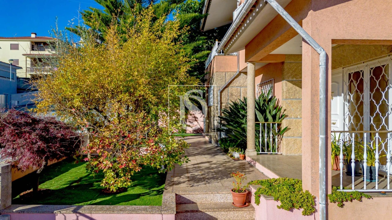 Moradia T4 para Venda em Amarante (São Gonçalo), Madalena, Cepelos e Gatão Foto 33