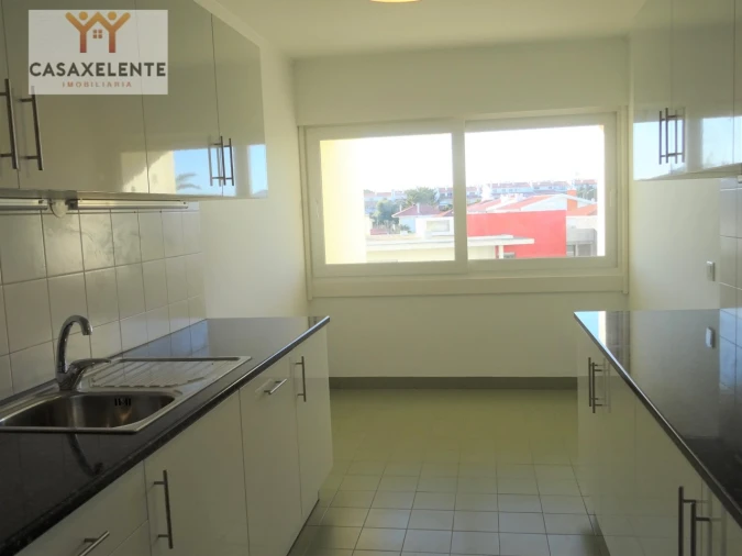 Apartamento T2 para Arrendamento em Cascais e Estoril Foto 11