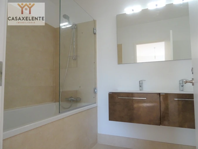 Apartamento T2 para Arrendamento em Cascais e Estoril Foto 14