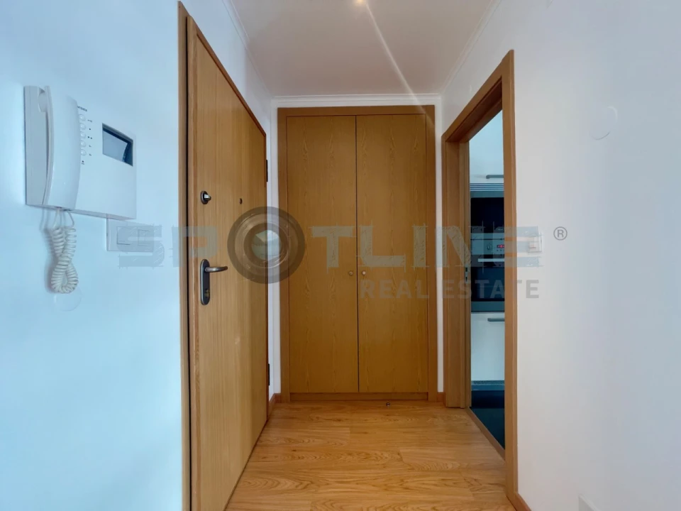 Apartamento T1 para Arrendamento em Olivais Foto 6