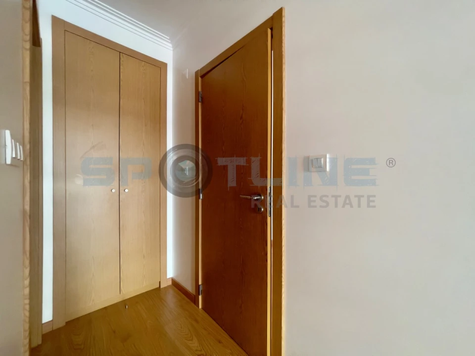 Apartamento T1 para Arrendamento em Olivais Foto 34