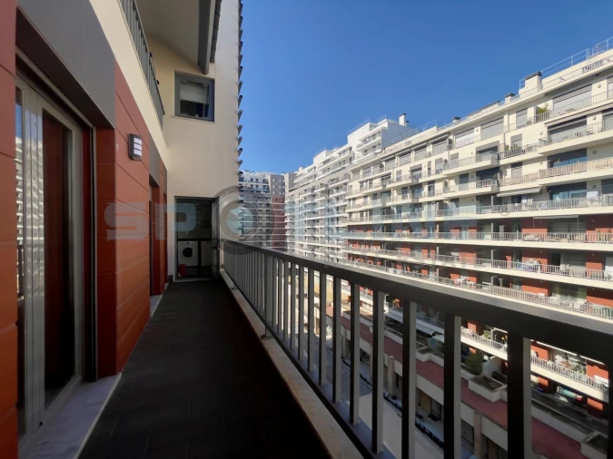 Apartamento T1 para Arrendamento em Olivais Foto 15