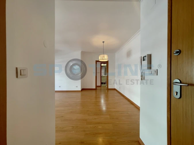 Apartamento T1 para Arrendamento em Olivais Foto 18