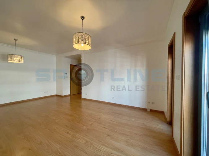 Apartamento T1 para Arrendamento em Olivais Foto 23