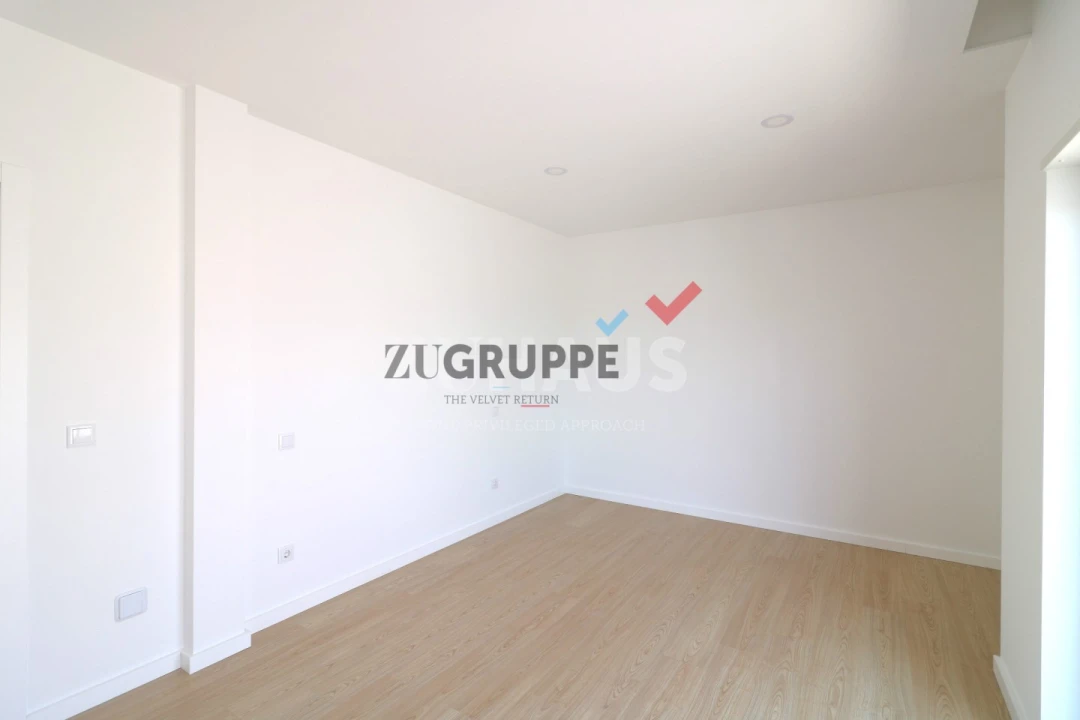 Moradia T4 para Venda em Santa Joana Foto 26