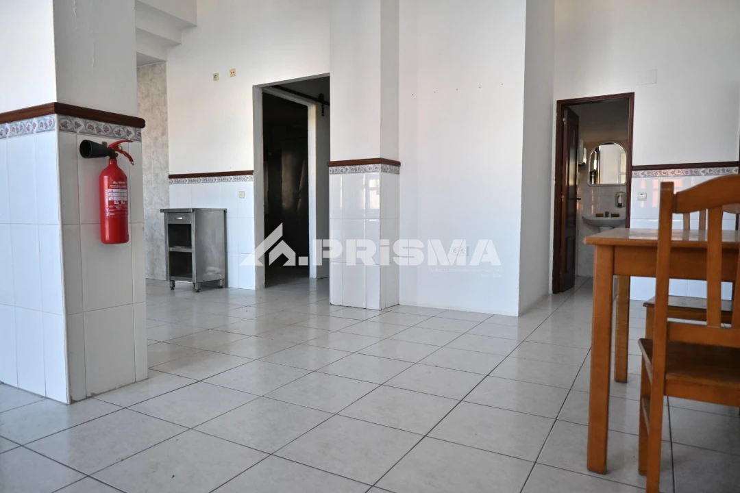 Negócio para Venda em Castelo Branco Foto 4