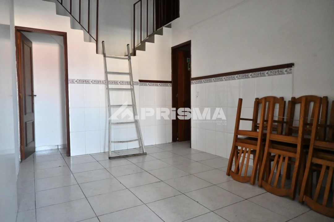 Negócio para Venda em Castelo Branco Foto 28