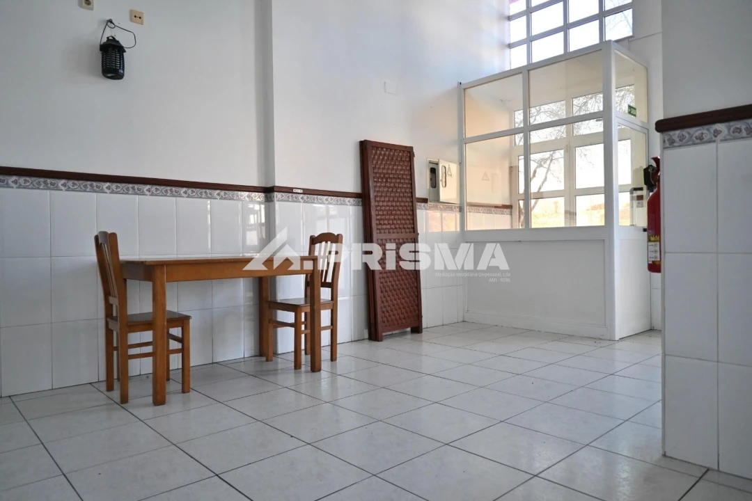 Negócio para Venda em Castelo Branco Foto 9