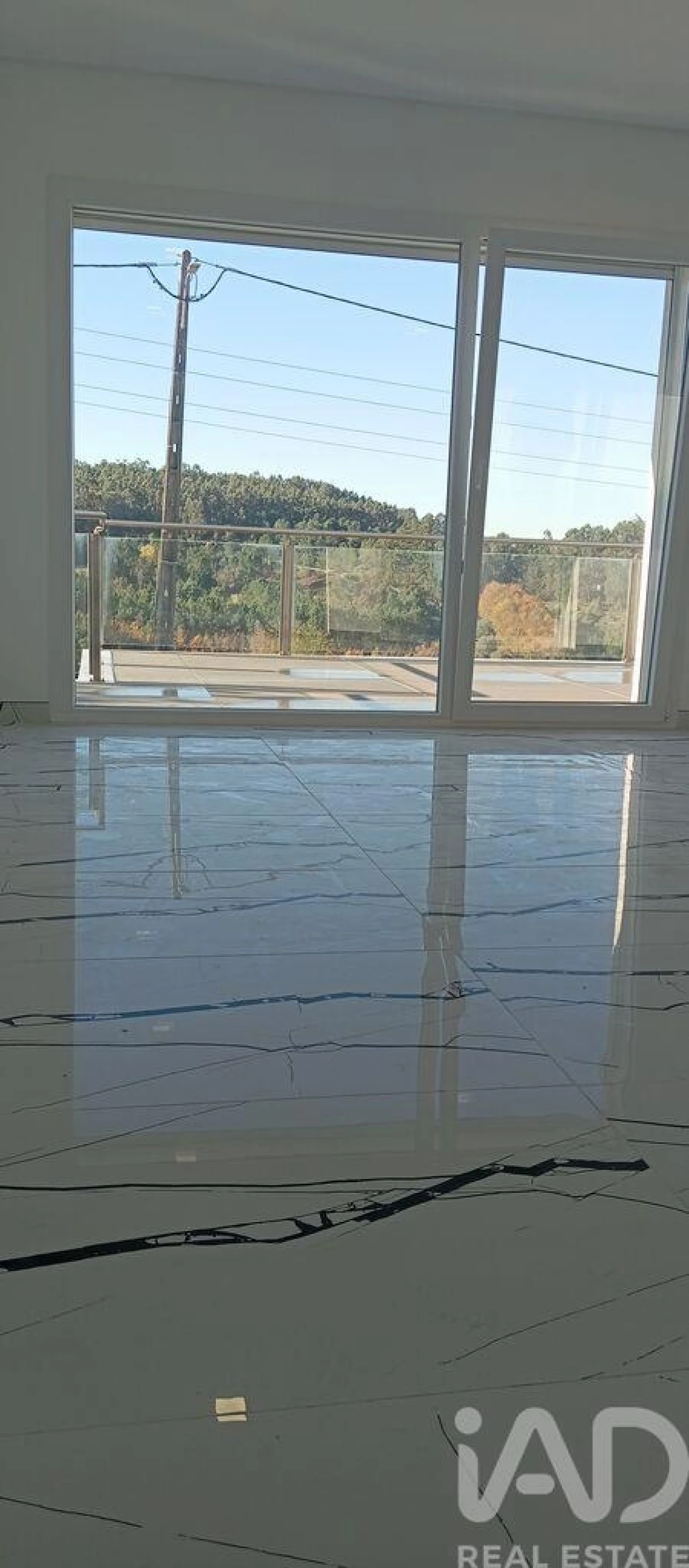 Moradia T4 para Venda em Antuzede e Vil de Matos Foto 5