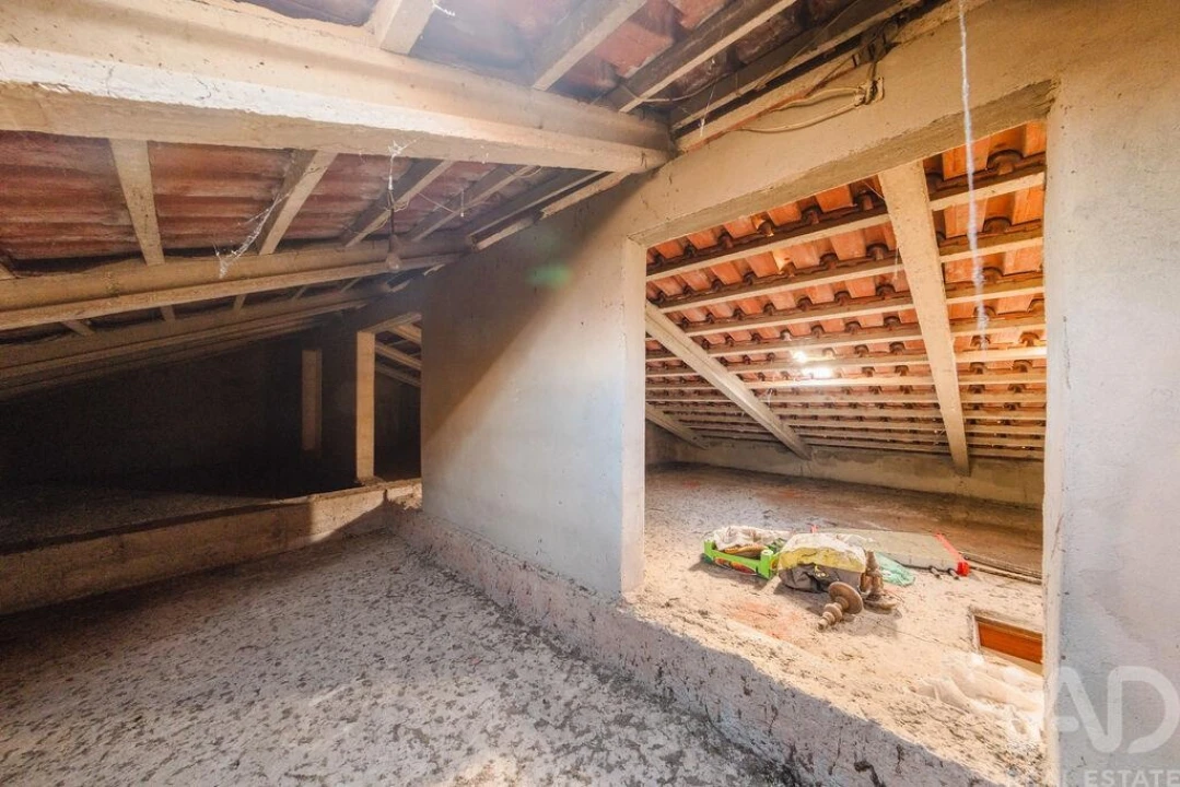 Moradia T4 para Venda em Vermelha Foto 17