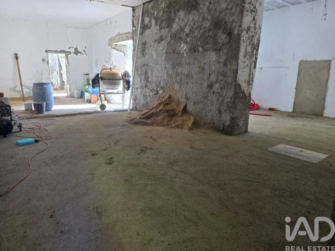 Moradia T4 para Venda em Vermelha Foto 18