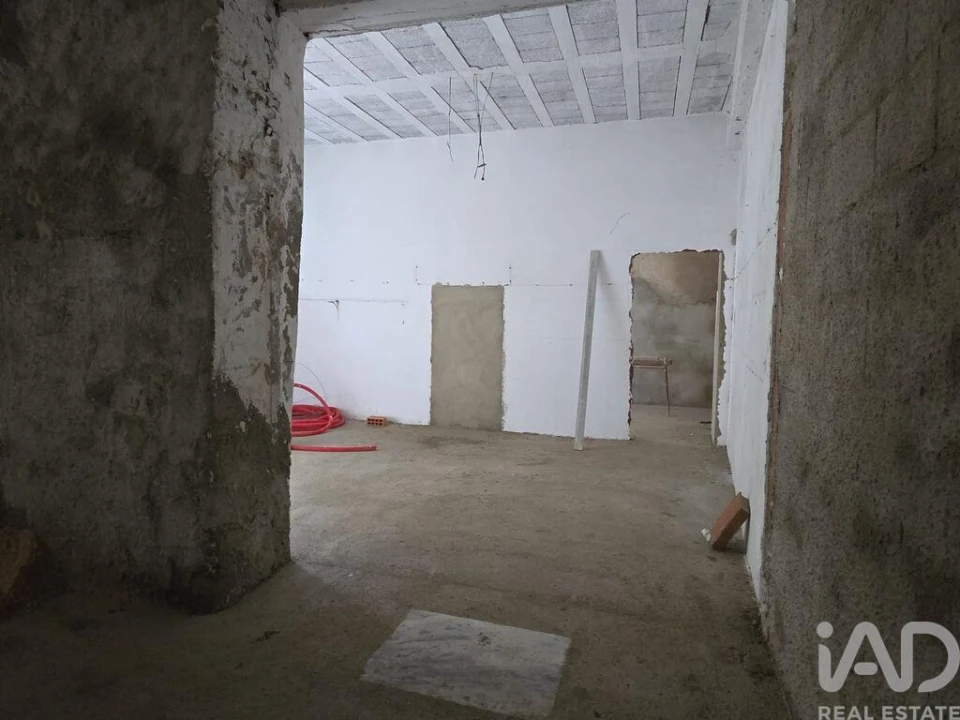 Moradia T4 para Venda em Vermelha Foto 21