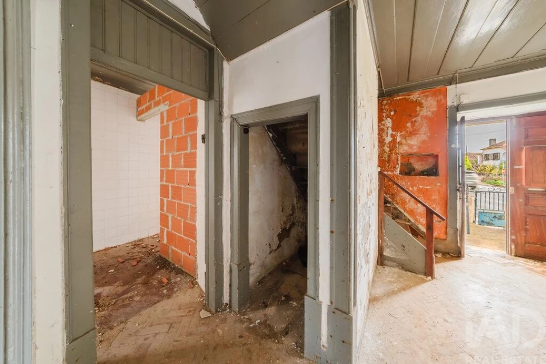 Moradia T2 para Venda em Vermelha Foto 27