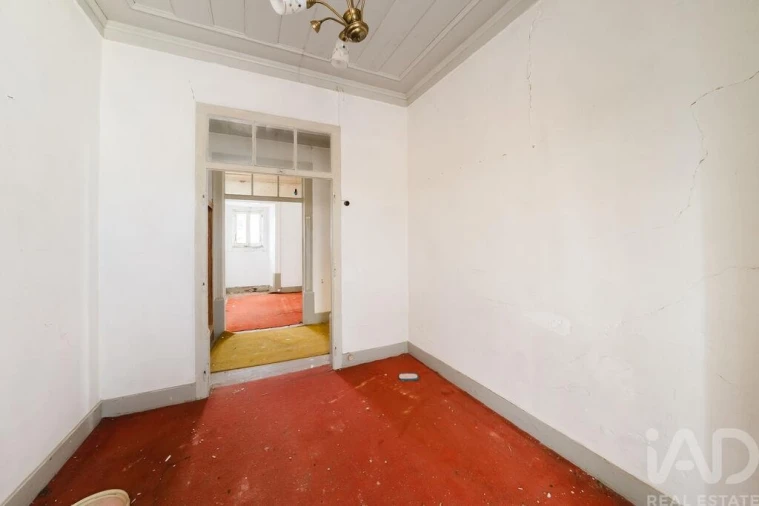 Moradia T2 para Venda em Vermelha Foto 16