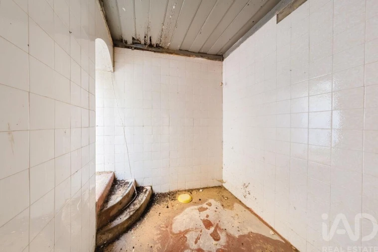 Moradia T2 para Venda em Vermelha Foto 22