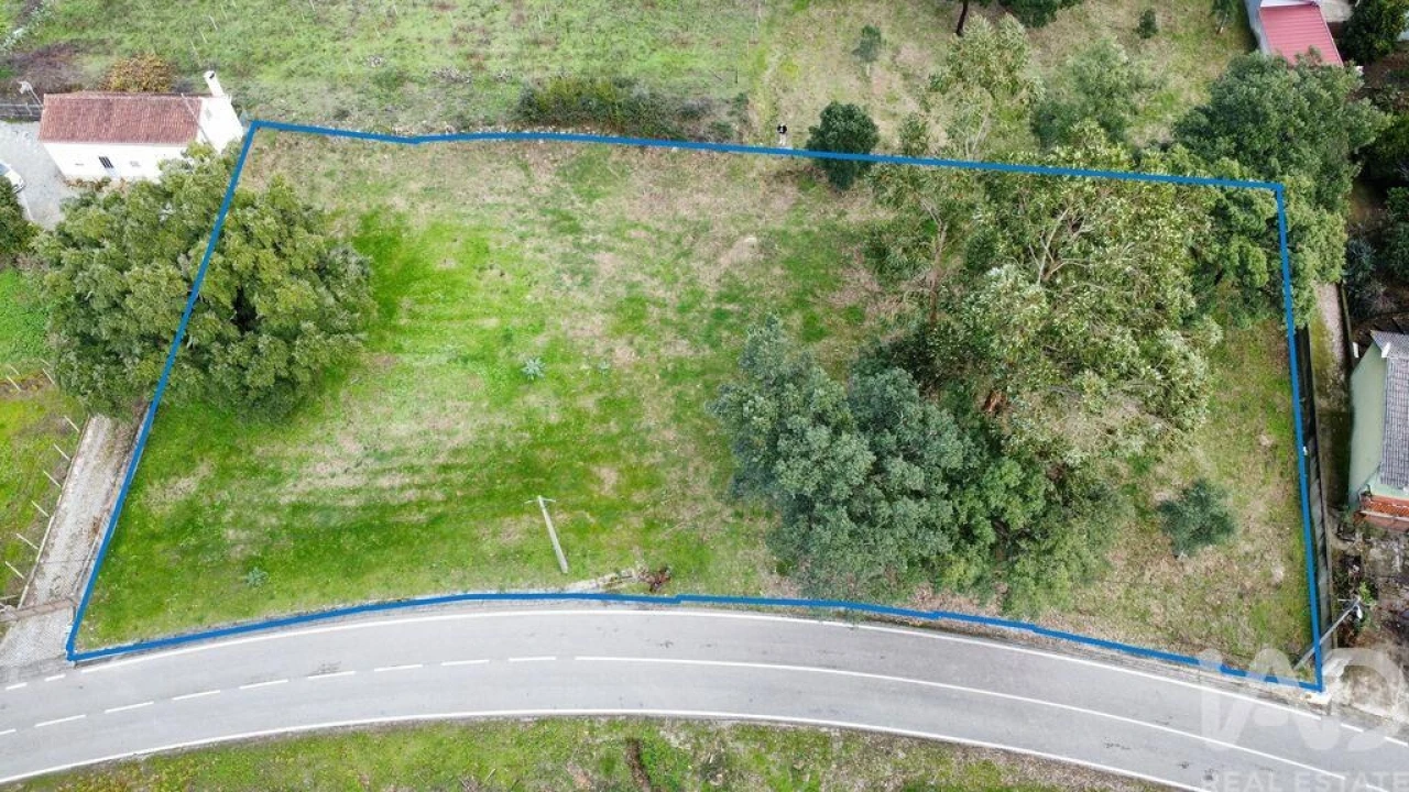 Terreno para Venda em Figueiró dos Vinhos e Bairradas Foto 1